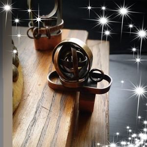 Meet your Posher, Caryl